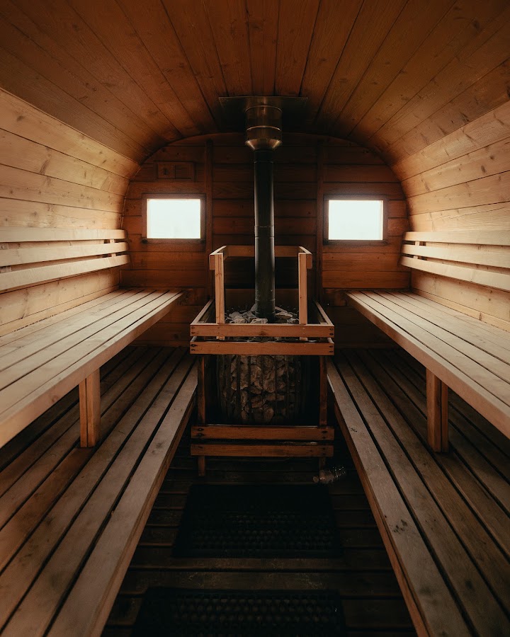 Suvi Sauna - Clevedon