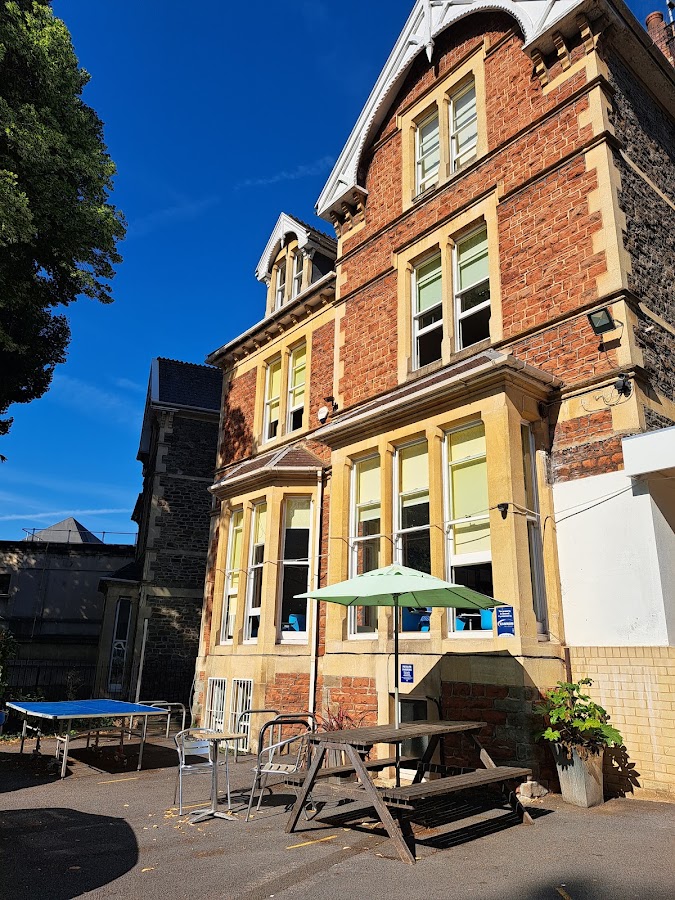 International House Bristol - Oakfield Centre