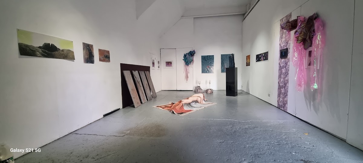 D UNIT gallery
