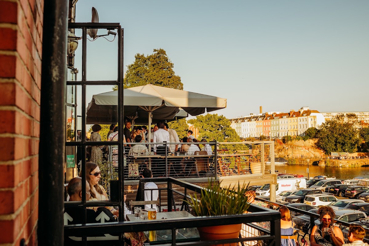 Mud Dock Cafe