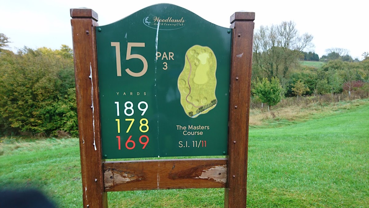 Woodlands Golf & Country Club