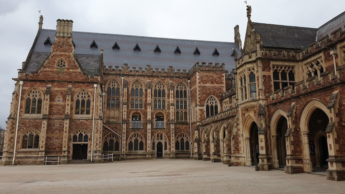 Clifton College