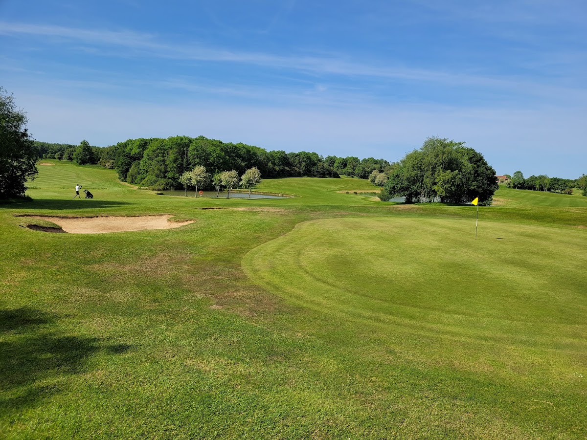 Thornbury Golf & Lodge