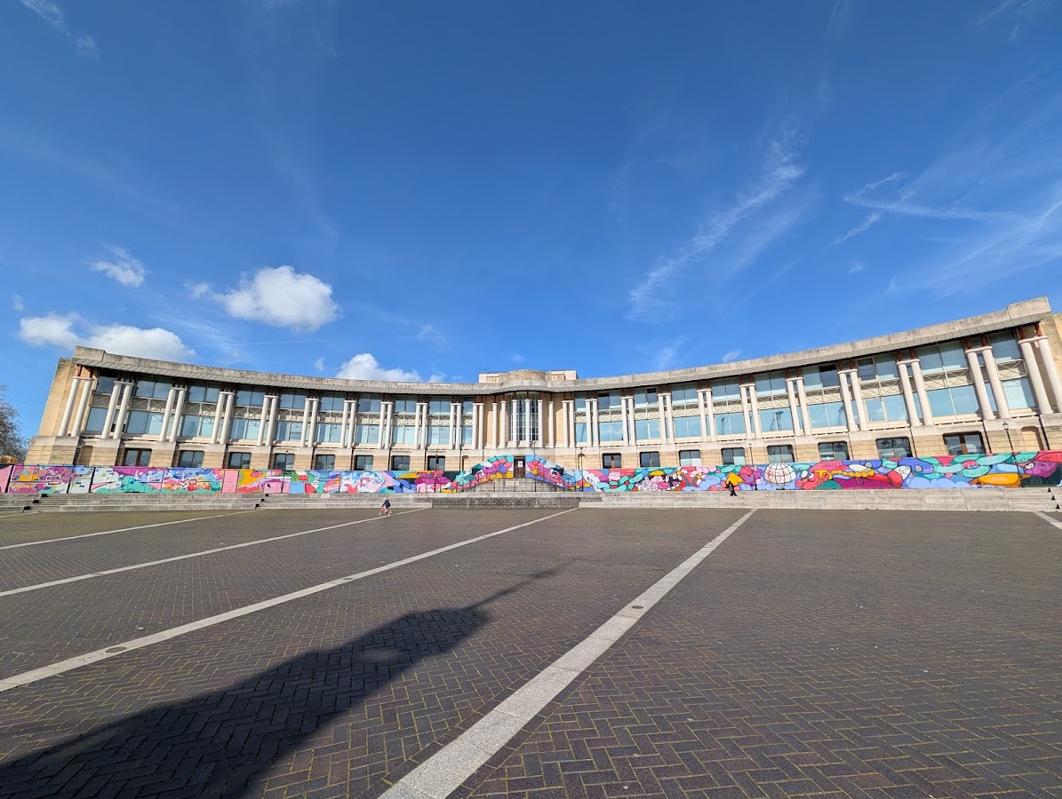 Bristol Amphitheatre & Waterfront Square