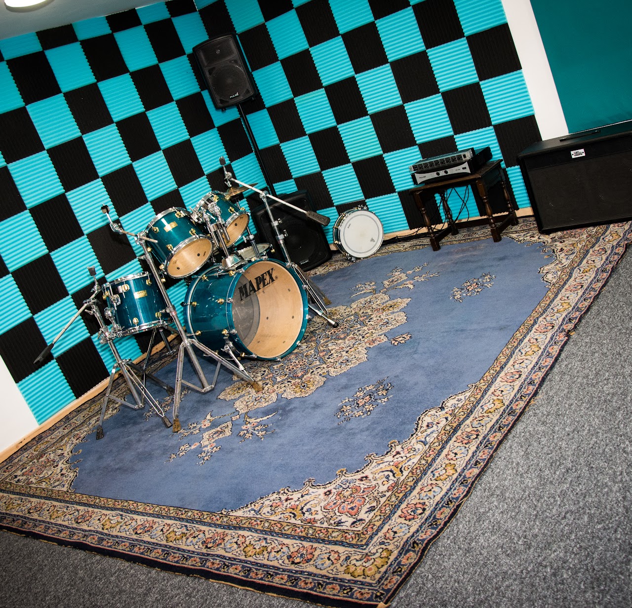 AlphaDelta Studio 2