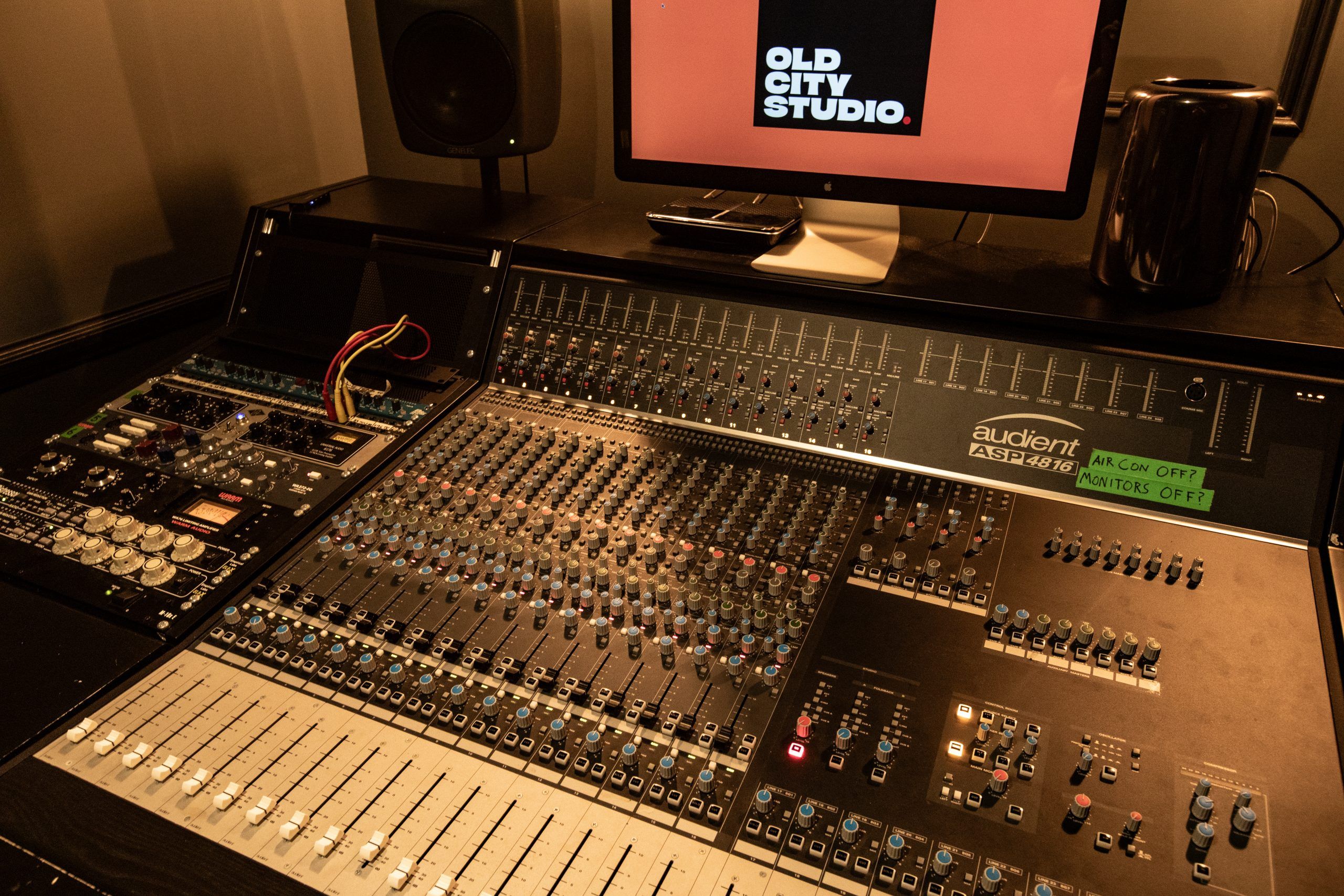 Old City Studio  - Photo 6