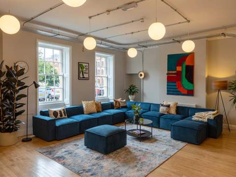 Brunswick Square - The Meeting Room - Photo 7